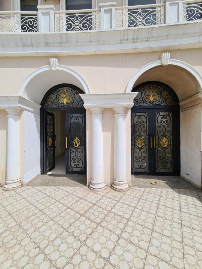 فندق Vrindāvanفي  Lord Krishna Palace المظهر الخارجي الصورة